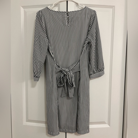 Apt 9 Long Sleeved Black and White Striped Small Dress - Picture 2 of 4